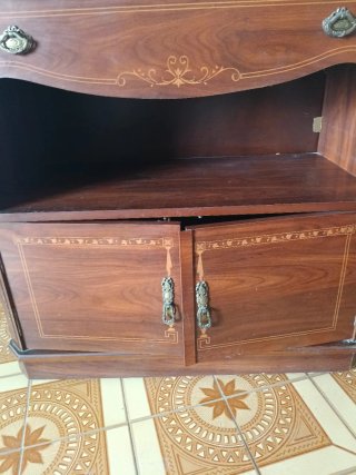 Mueble TV clásico madera con tapa movible