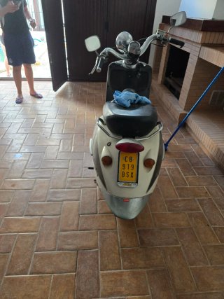 Aprilia Compay Custom 49cc Scooter