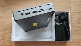 HEIGAOLAPC Mini PC F9B con Schermo Touch