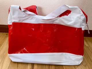 Bolso maxi rojo y blanco