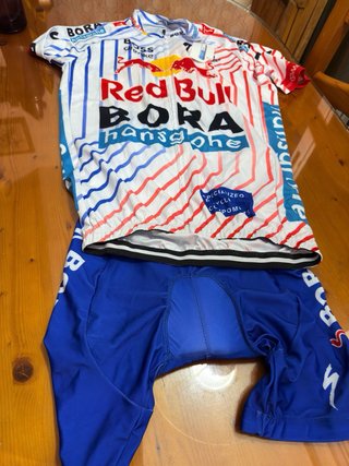 Conjunto Ciclismo BORA hansgrohe Red Bull