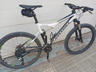 Bicicleta Cannondale Montaña