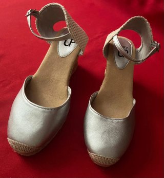 Fox Up Cuñas Esparto Beige y Plata Talla 38