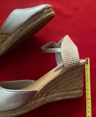 Fox Up Cuñas Esparto Beige y Plata Talla 38