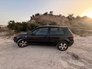 Volkswagen Golf 2000