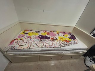 Cama infantil con 2 colchones