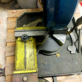 Tronzadora Industrial de Hierro y Aluminio