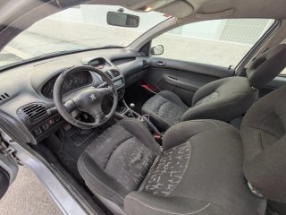 Peugeot 206 2001