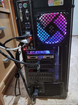 Lote Ordenador PC Gaming con Teclado y Ratón