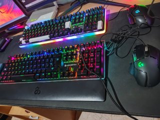 Lote Ordenador PC Gaming con Teclado y Ratón
