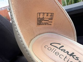 Sandalias Clarks Beige Tacon