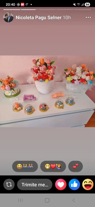 Velas decorativas de pareja y flores