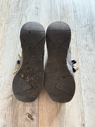 Zapatillas Michael Kors Negras y Doradas Talla 37