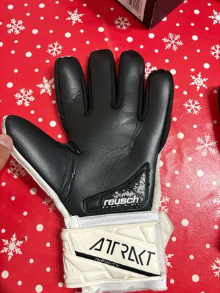 Guantes de portero Reusch Attrakt Infinity 9.5