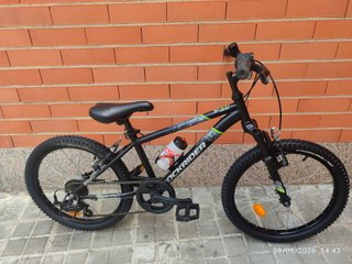 Bicicleta infantil 20"  Rockrider