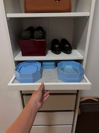 Armario IKEA PAX con cajones y accesorios – Excele