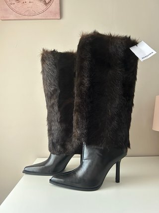 Botas Bershka pelo negras y marrones