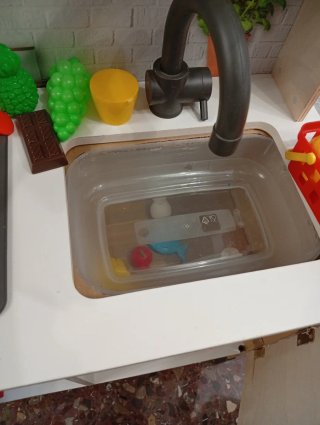 Cocina de madera infantil con accesorios
