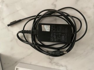 Microsoft Surface Pro 9 i5 256GB + Teclado y Ratón