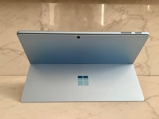 Microsoft Surface Pro 9 i5 256GB + Teclado y Ratón