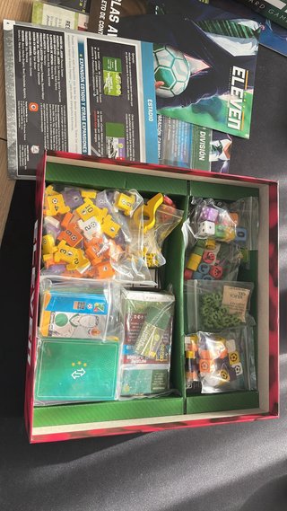 Eleven: Football Manager Board Game