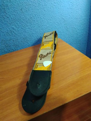 Correa Fender Guitarra con Púa