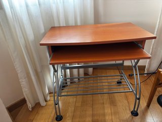 Mesa de ordenador madera y metal