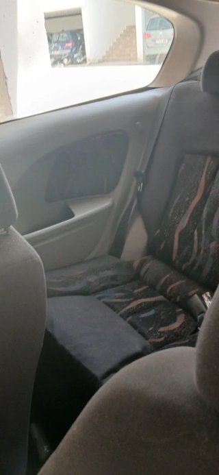 Nissan Almera 2001