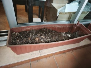2 Jardineras con depósito de agua