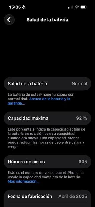 iPhone 16 blanco/ plateado