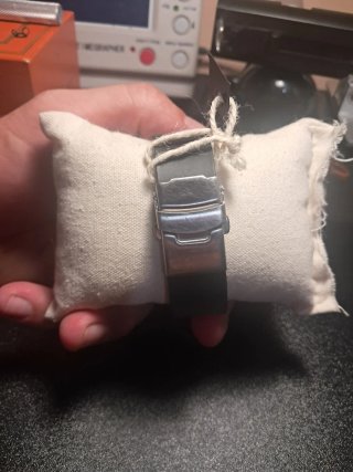 Reloj Motul Cronógrafo Suizo Negro