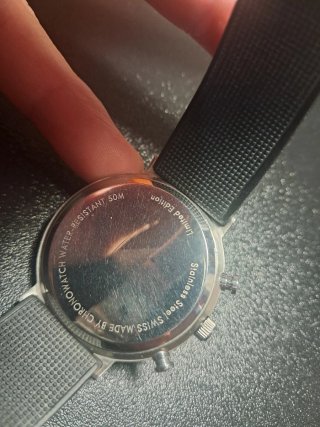 Reloj Motul Cronógrafo Suizo Negro