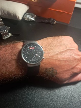 Reloj Motul Cronógrafo Suizo Negro