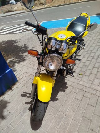Honda CB600  Amarilla