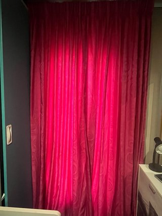 Cortinas Rosas y Rojas de Tela para barra
