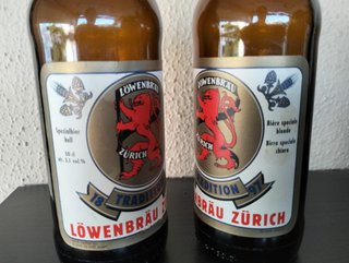 Lotto di 2 Vecchie Bottiglie di Birra Löwenbräu Zürich