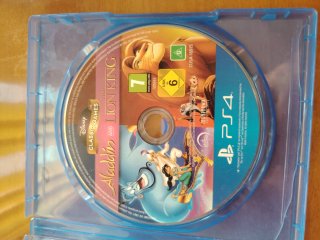 PS5 (PlayStation 5) + 2 Mandos + 17 Juegos