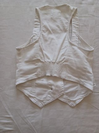 Chaleco Stradivarius blanco