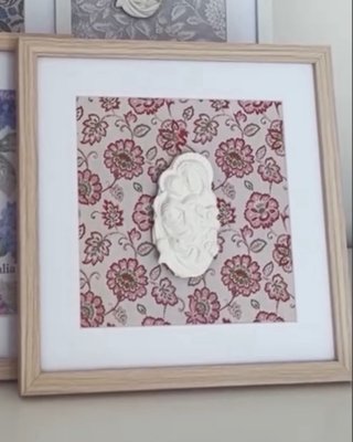 Cuadro decorativo floral con figura