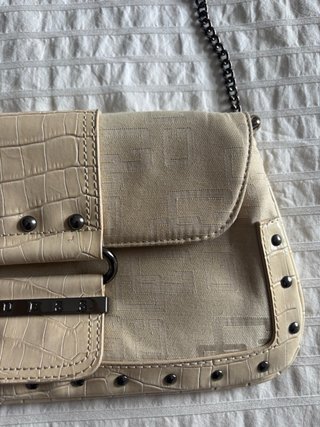 Bolso Guess Vintage y2k Beige Cadena