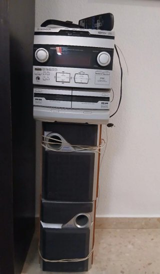 Equipo de música Pioneer CD/Cassette y radio