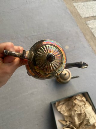 Juego de té de alpaca y jarras de cristal y plata