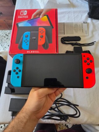 Nintendo Switch OLED - Rosso/Blu