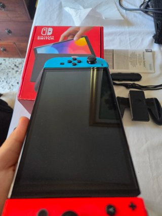 Nintendo Switch OLED - Rosso/Blu