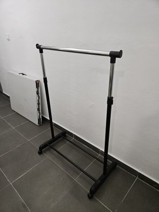 Colgador Ropa Ajustable Metal