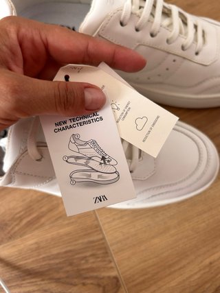 Zapatos Zara blancos