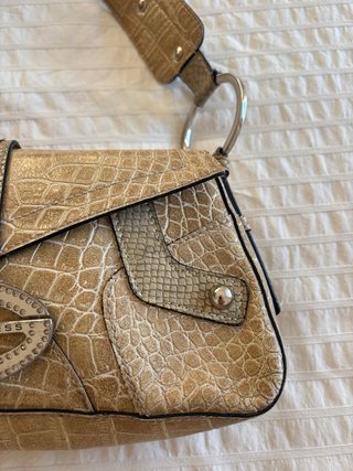 Bolso de hombro GUESS vintage Y2K
