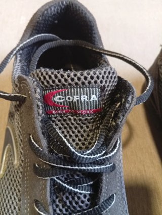 Calzado de seguridad Cofra Talla 44