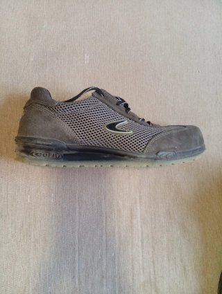 Calzado de seguridad Cofra Talla 44