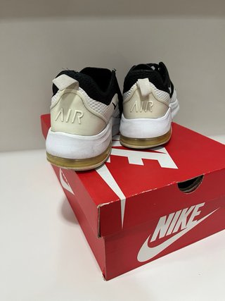 Zapatillas Nike Air Max Negras y Blancas